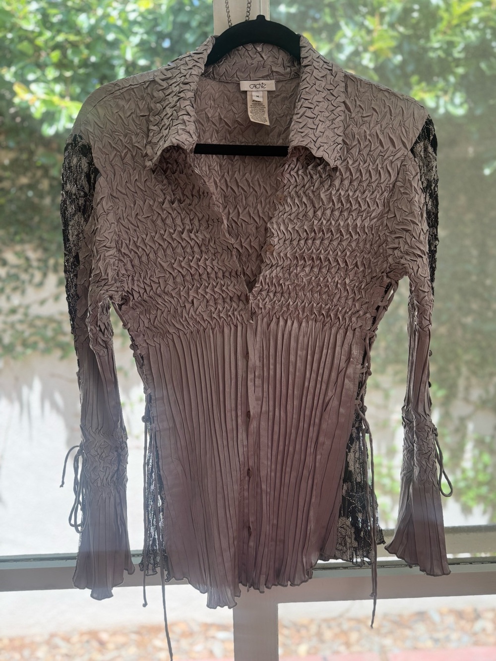 Vintage Y2K Cache Silver Bell Sleeve Crinkle Pleated Lace Button Down Top